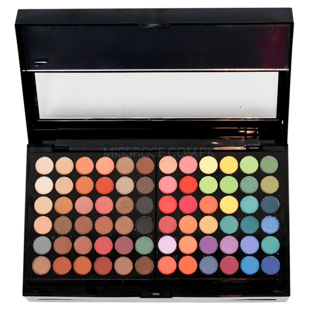 Gift Box Make Up Kit I perfect present for makeup lovers I stunning look and natural beauty