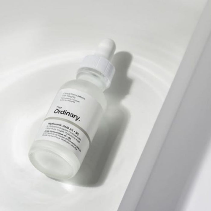 Ordinary's Hyaluronic Acid 2% + B5 I Ideal for both oily and dry skin I enhancing your skin